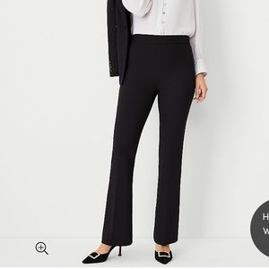 Ann Taylor Navy Blue Trouser - Size 0